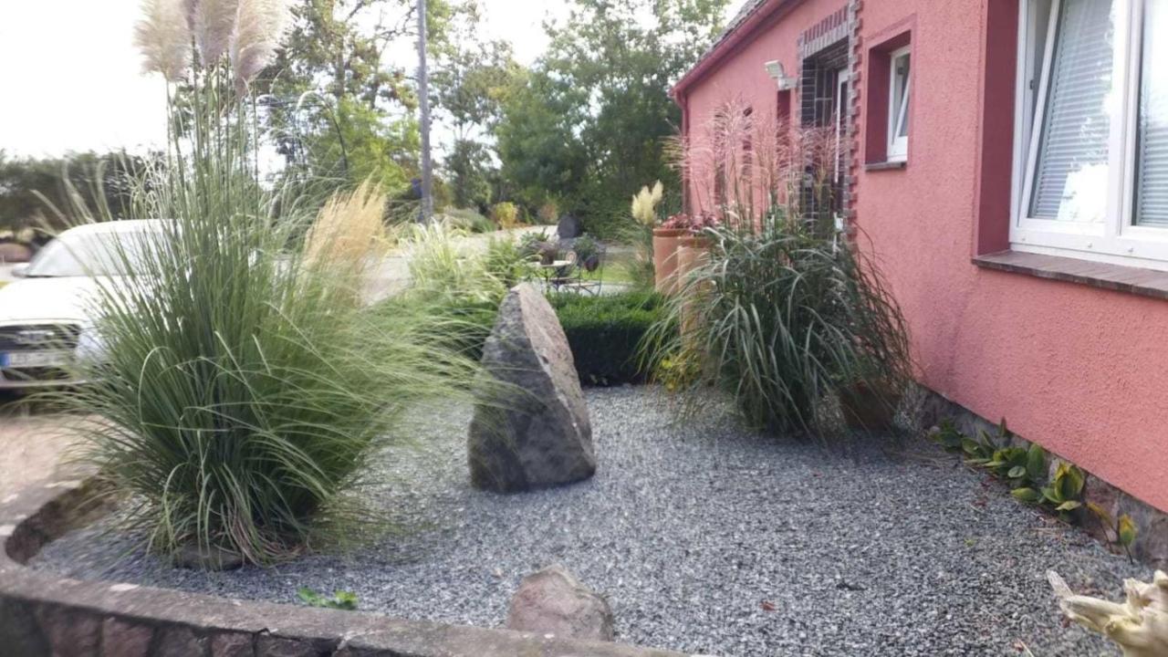 Haus Am Teich - Teichblick Apartment Fehmarn Bagian luar foto